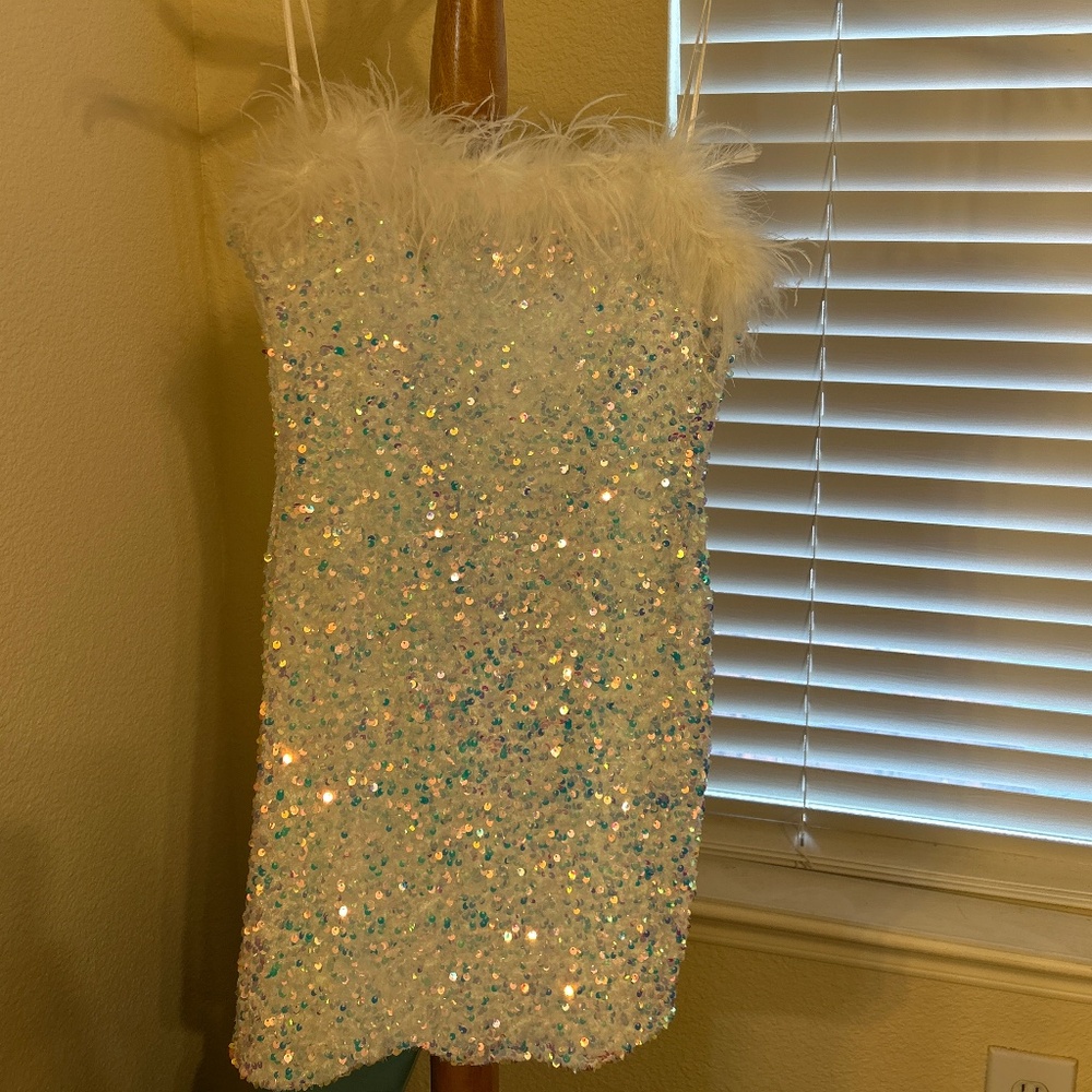 B. Darlin White Sequin Dress with Feather Trim- Size 1/2